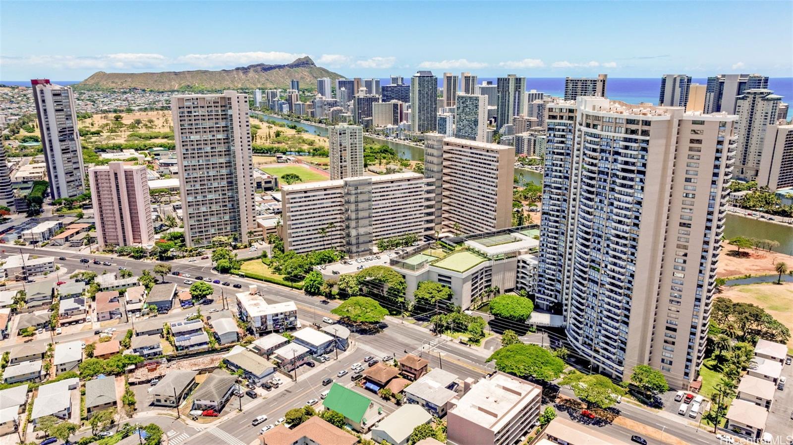 Marco Polo Apts condo # 3501, Honolulu, Hawaii - photo 16 of 25