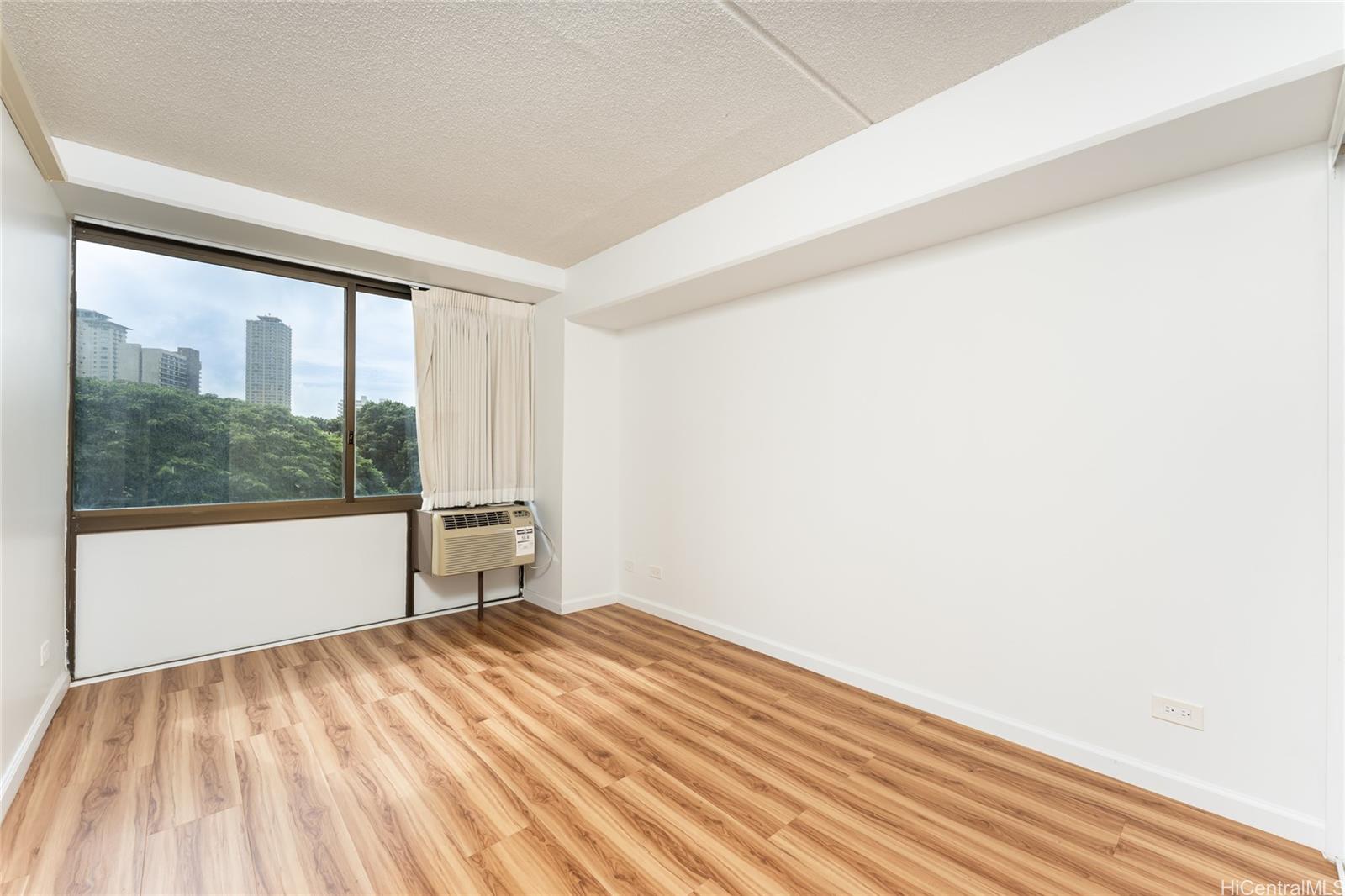 Marco Polo Apts condo # 517, Honolulu, Hawaii - photo 12 of 25