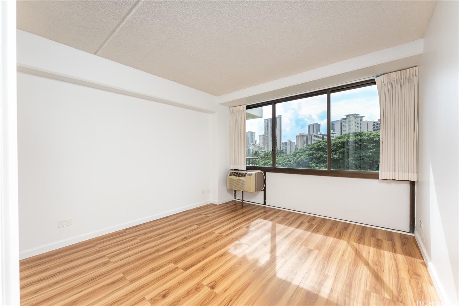 Marco Polo Apts condo # 517, Honolulu, Hawaii - photo 8 of 25