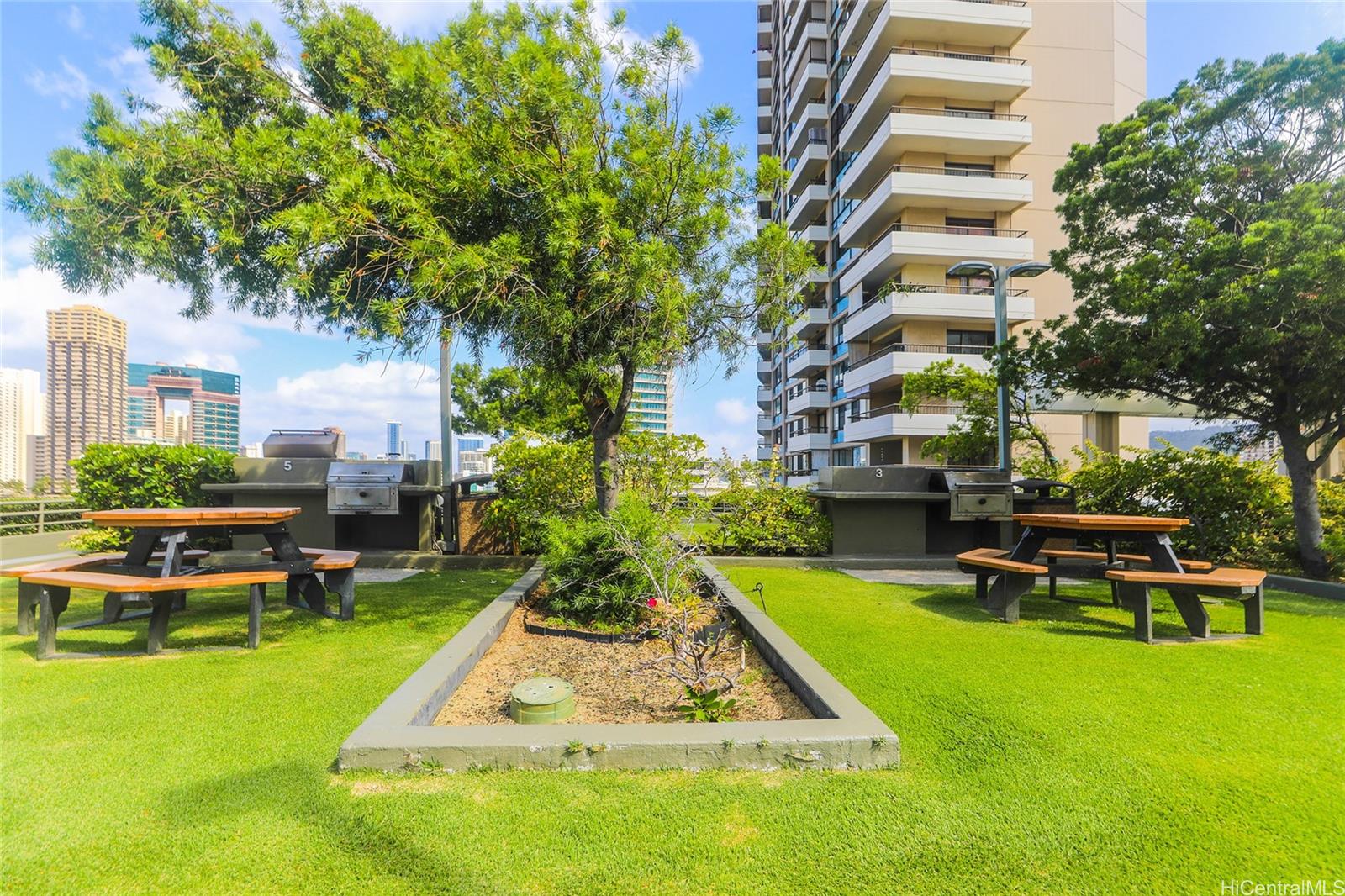 Marco Polo Apts condo # 608, Honolulu, Hawaii - photo 16 of 20