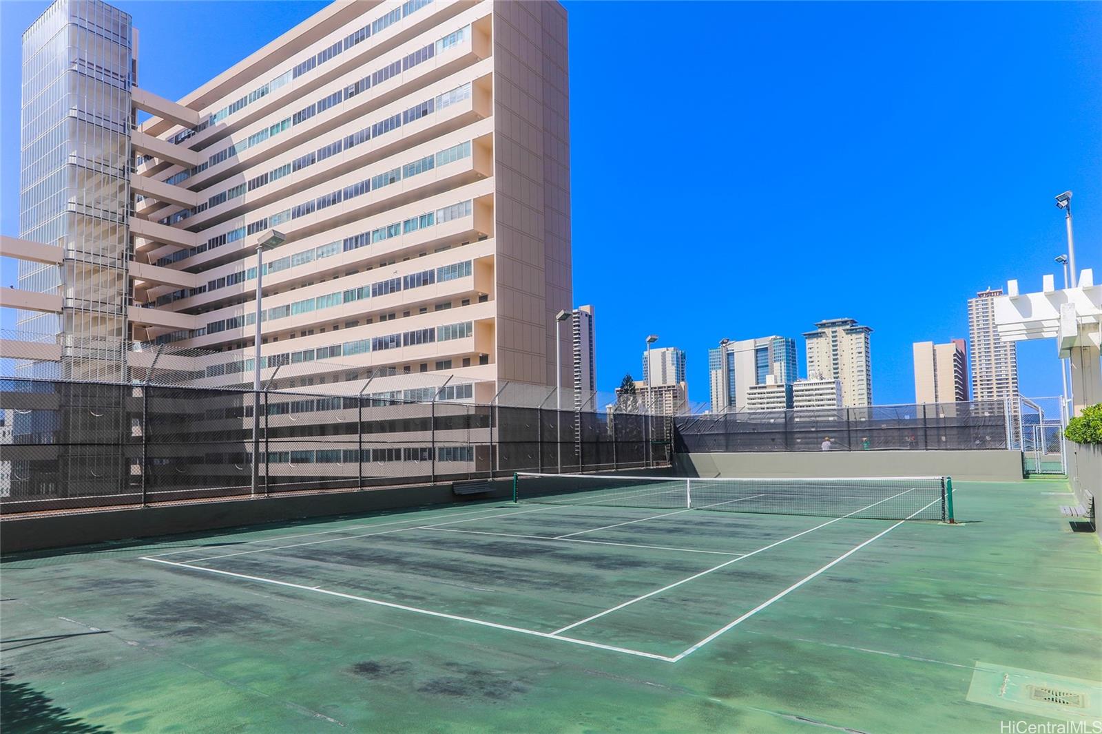 Marco Polo Apts condo # 608, Honolulu, Hawaii - photo 18 of 20