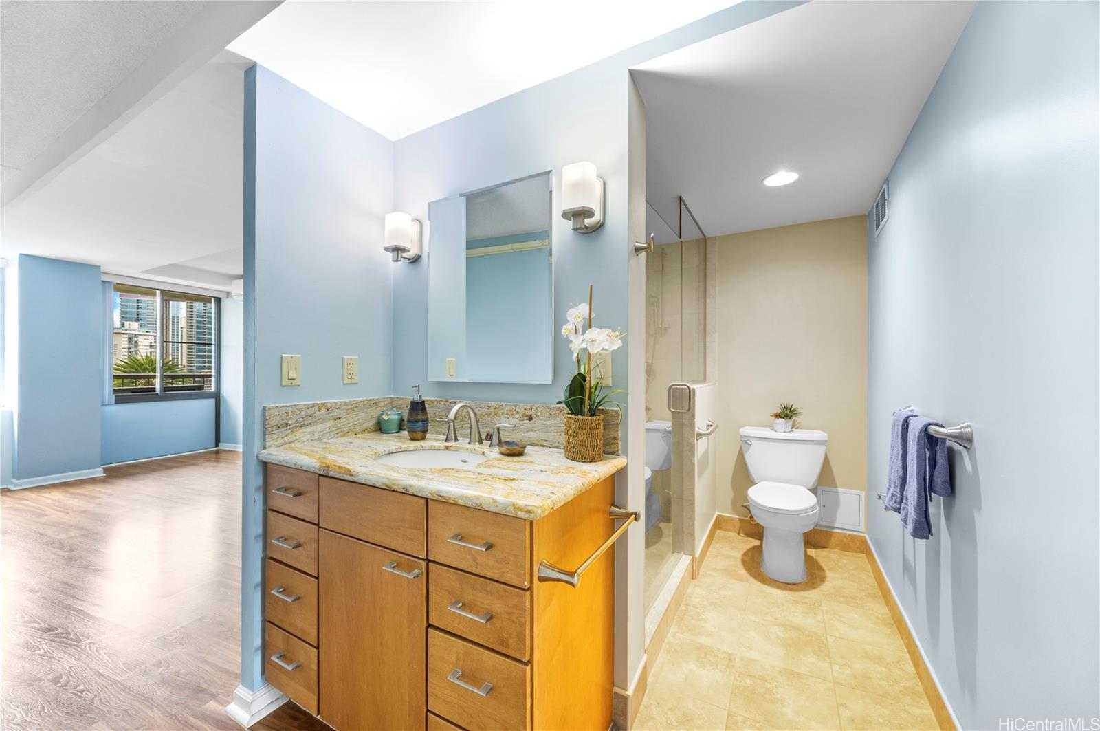 Marco Polo Apts condo # 614, Honolulu, Hawaii - photo 19 of 25