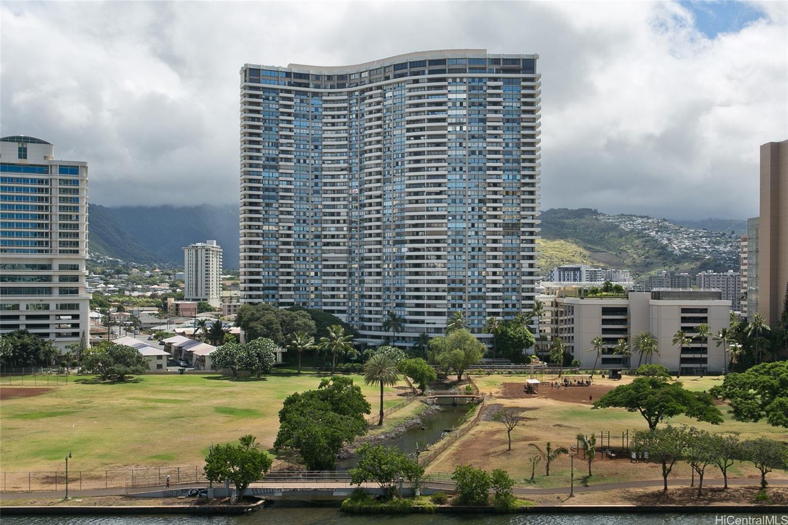 Marco Polo Apts condo # 701, Honolulu, Hawaii - photo 3 of 10