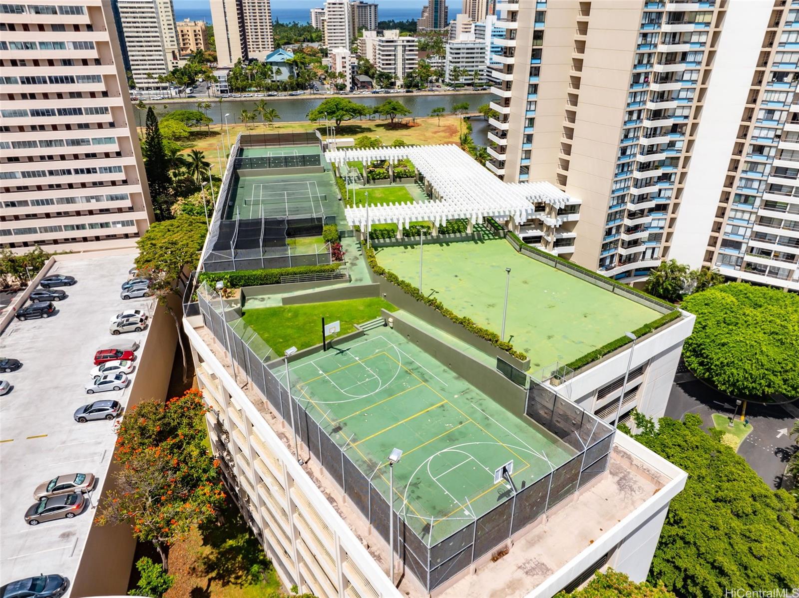 Marco Polo Apts condo # 906, Honolulu, Hawaii - photo 22 of 25