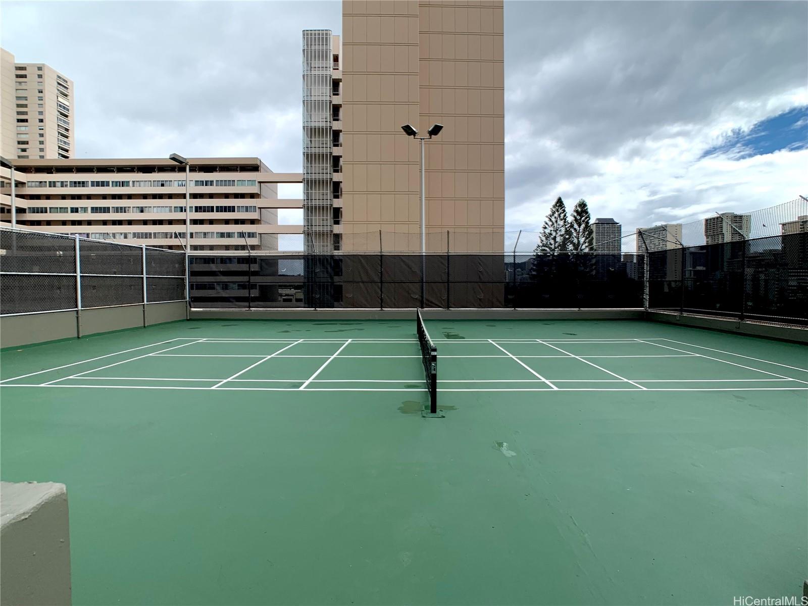 Marco Polo Apts condo # 915, Honolulu, Hawaii - photo 23 of 25