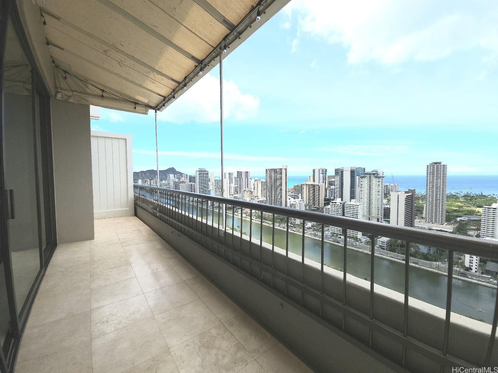 2333 Kapiolani Blvd Honolulu - Rental - photo 2 of 18