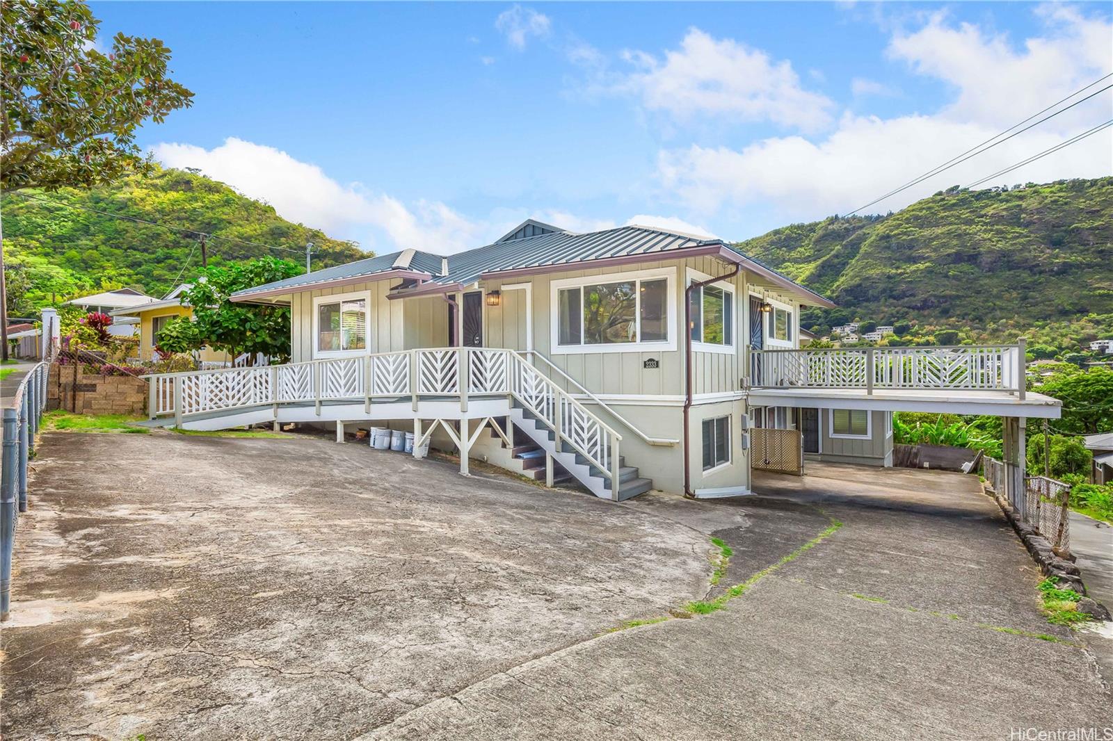 2333 Palolo Ave Honolulu - Multi-family - photo 2 of 24