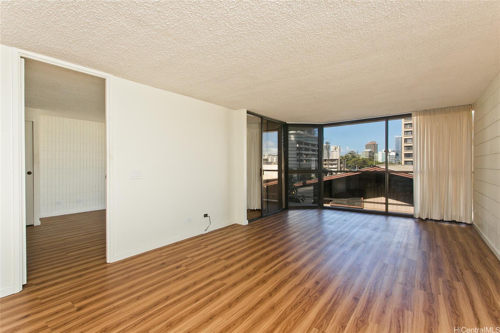 Sixteen Regents condo # 301, Honolulu, Hawaii - photo 3 of 16