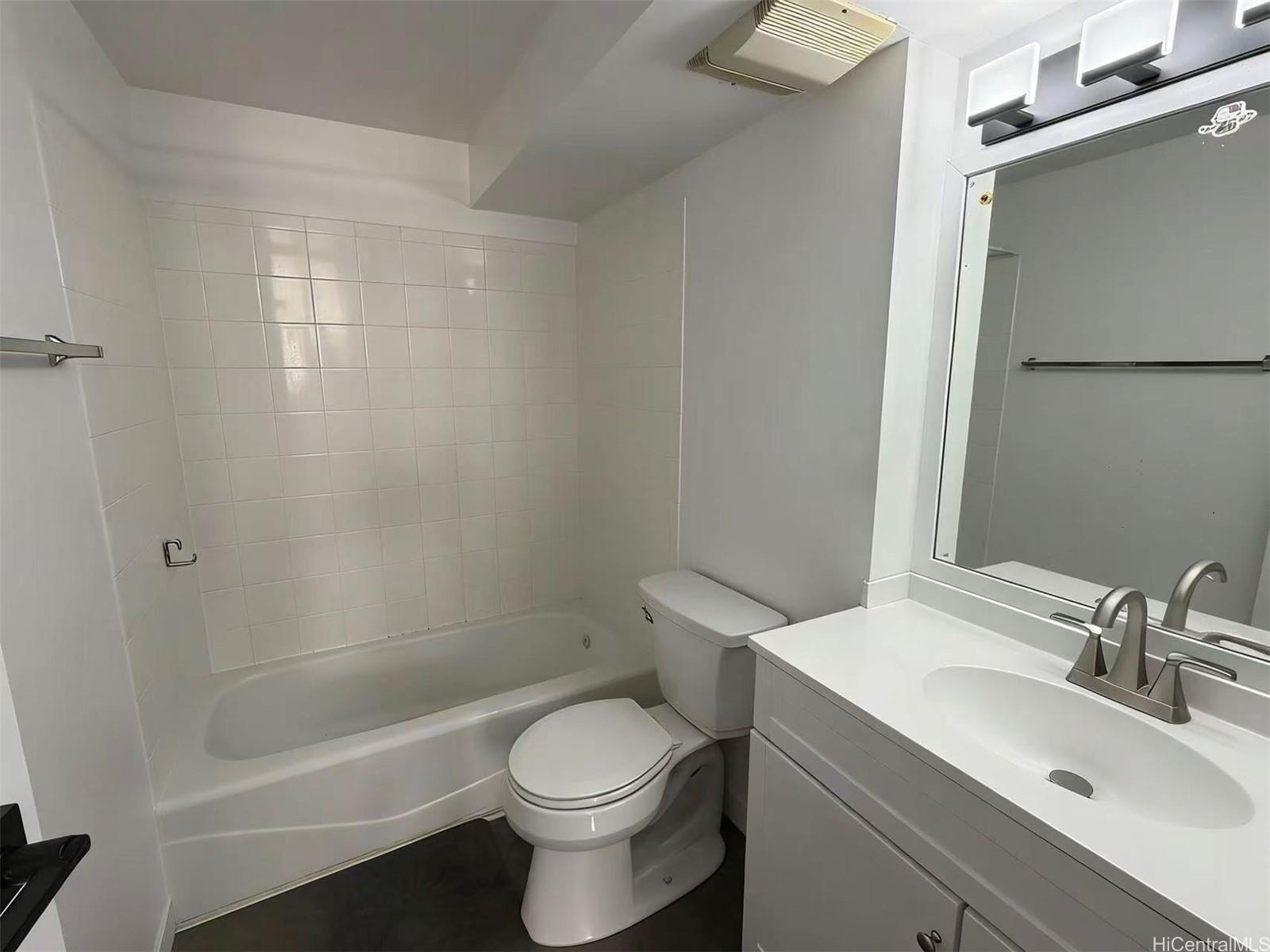 Sixteen Regents condo # 403, Honolulu, Hawaii - photo 9 of 16