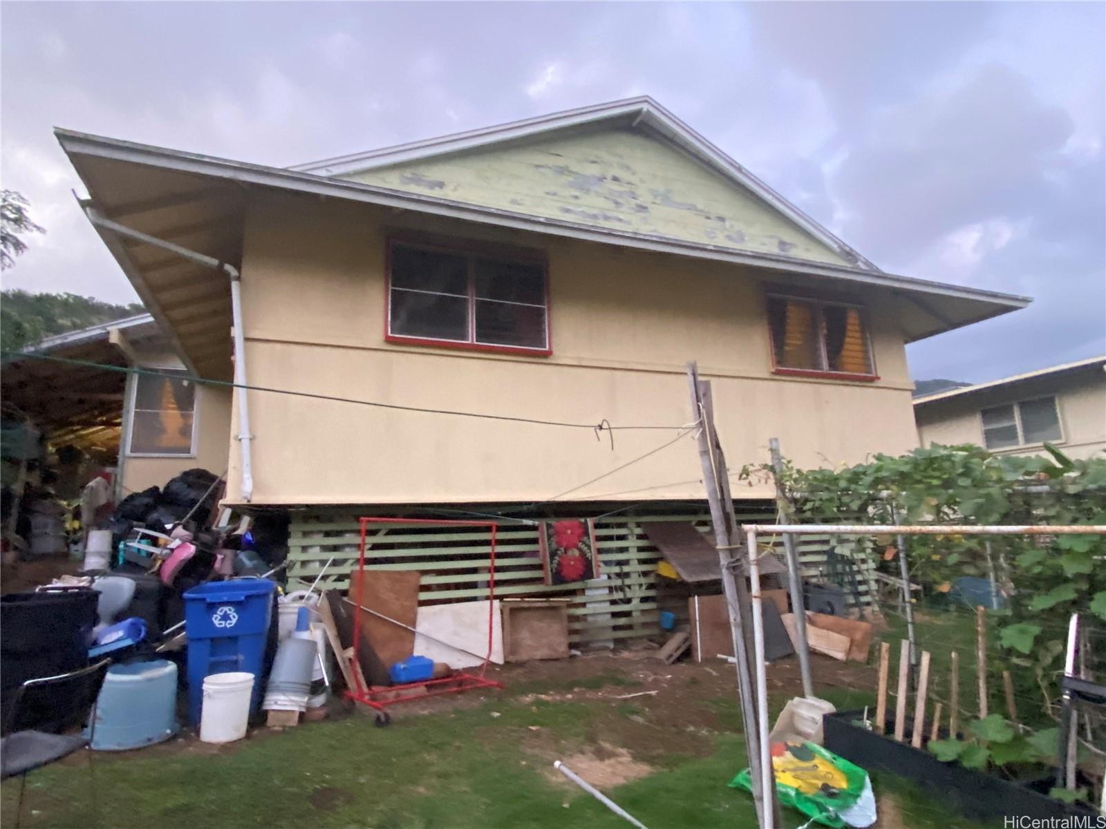 2335  Wilson St Kalihi-upper, Honolulu home - photo 5 of 6