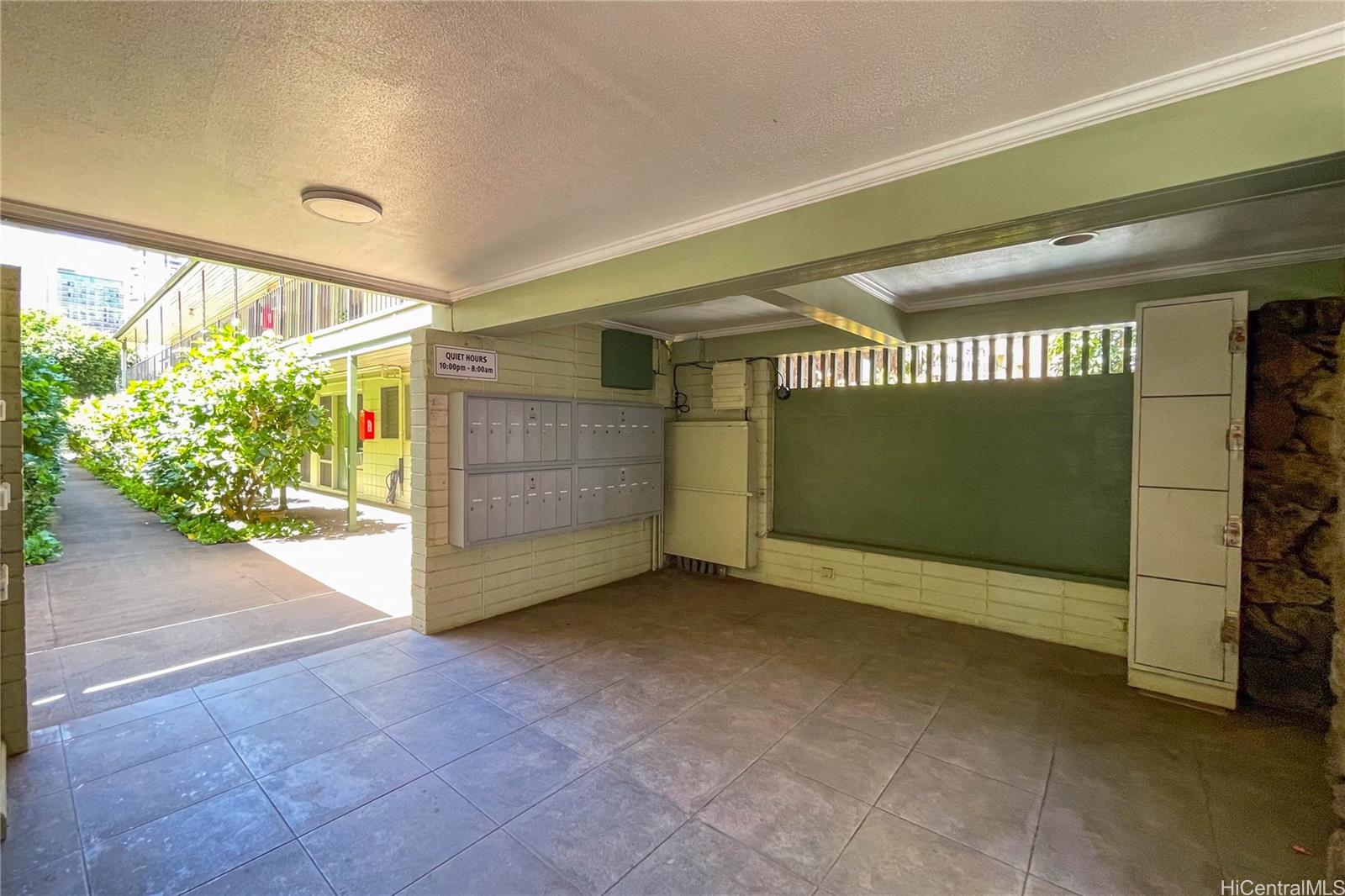 Ohua Gardens condo # 103, Honolulu, Hawaii - photo 13 of 20