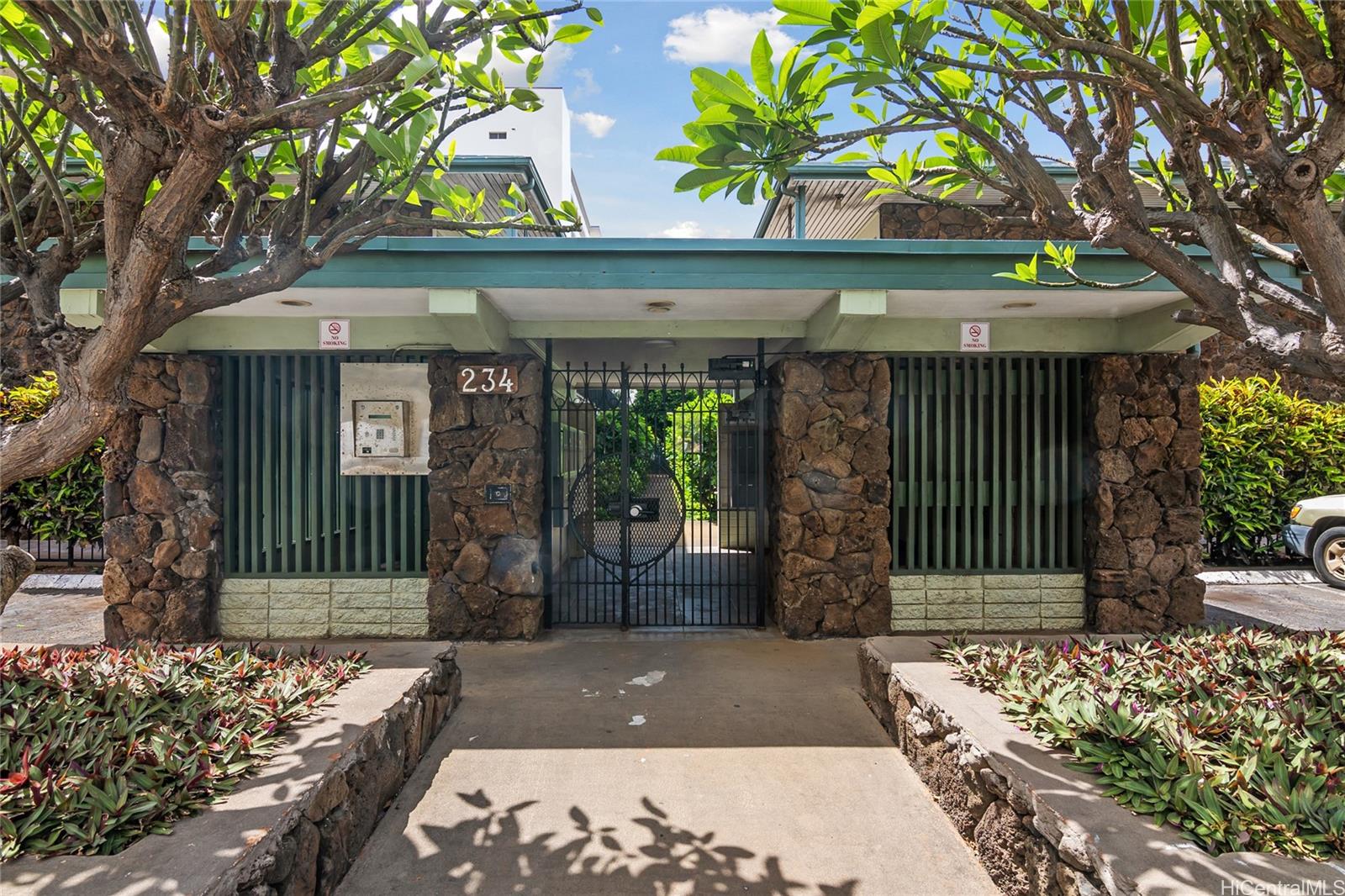 Ohua Gardens condo # 104, Honolulu, Hawaii - photo 14 of 20