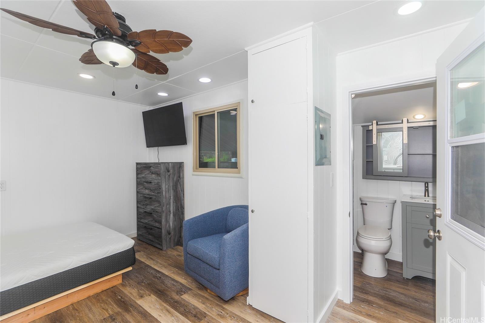 2343 Kuahea St Honolulu - Rental - photo 5 of 11