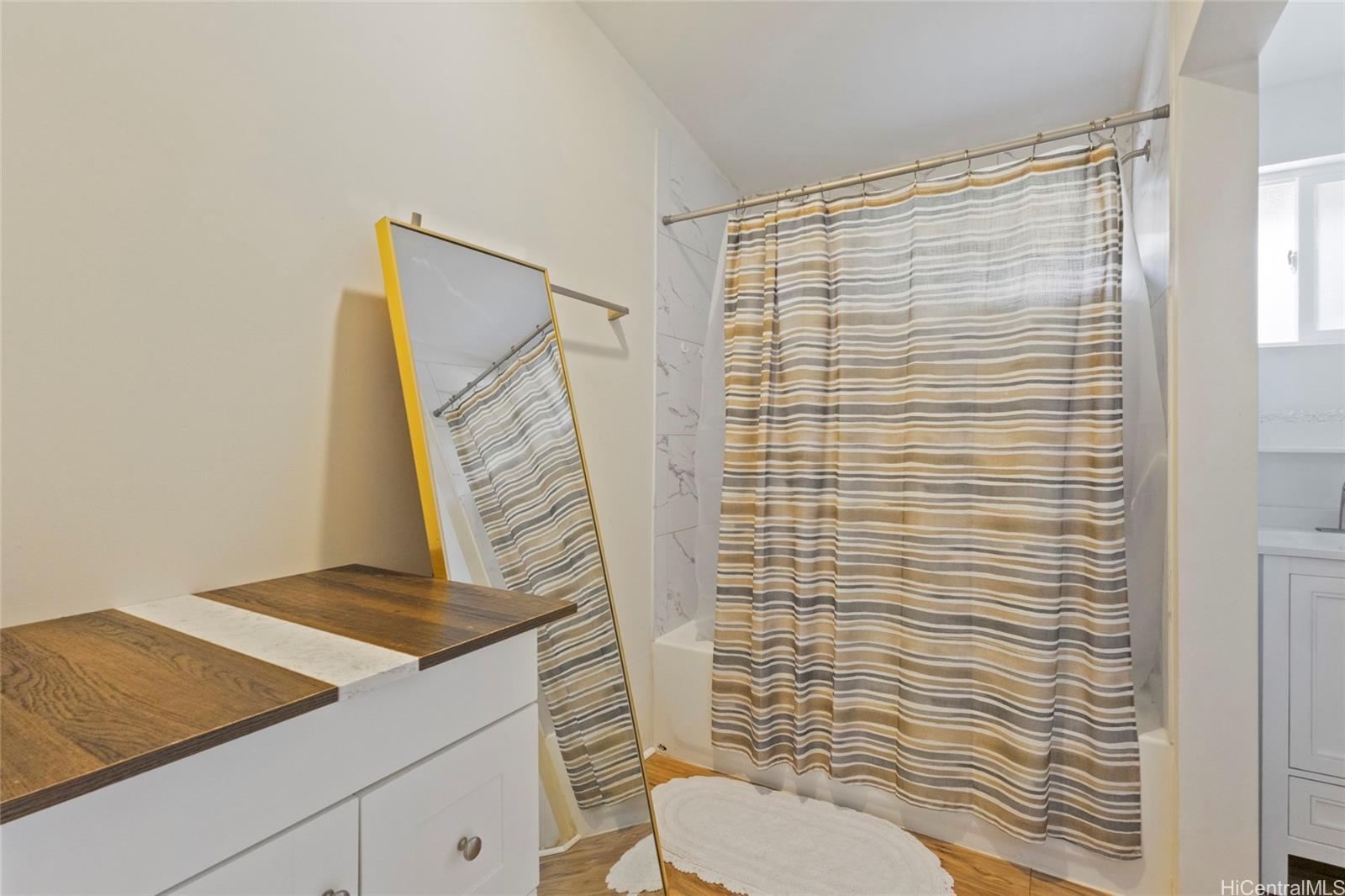 2344  Ahamoa Street Pacific Palisades, PearlCity home - photo 14 of 18