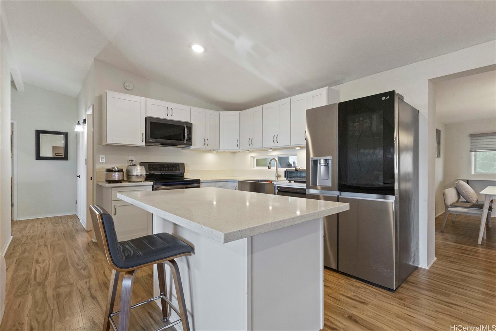 2344  Ahamoa Street Pacific Palisades, PearlCity home - photo 5 of 18