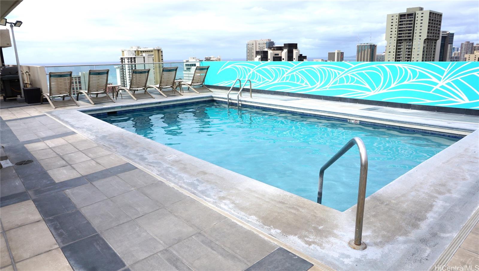 Fairway Villa condo # 1013, Honolulu, Hawaii - photo 9 of 10