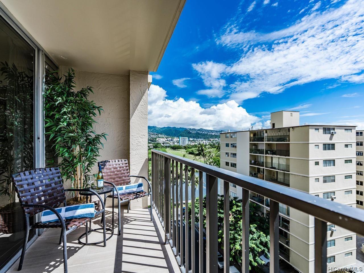 Fairway Villa condo # 1101, Honolulu, Hawaii - photo 16 of 25