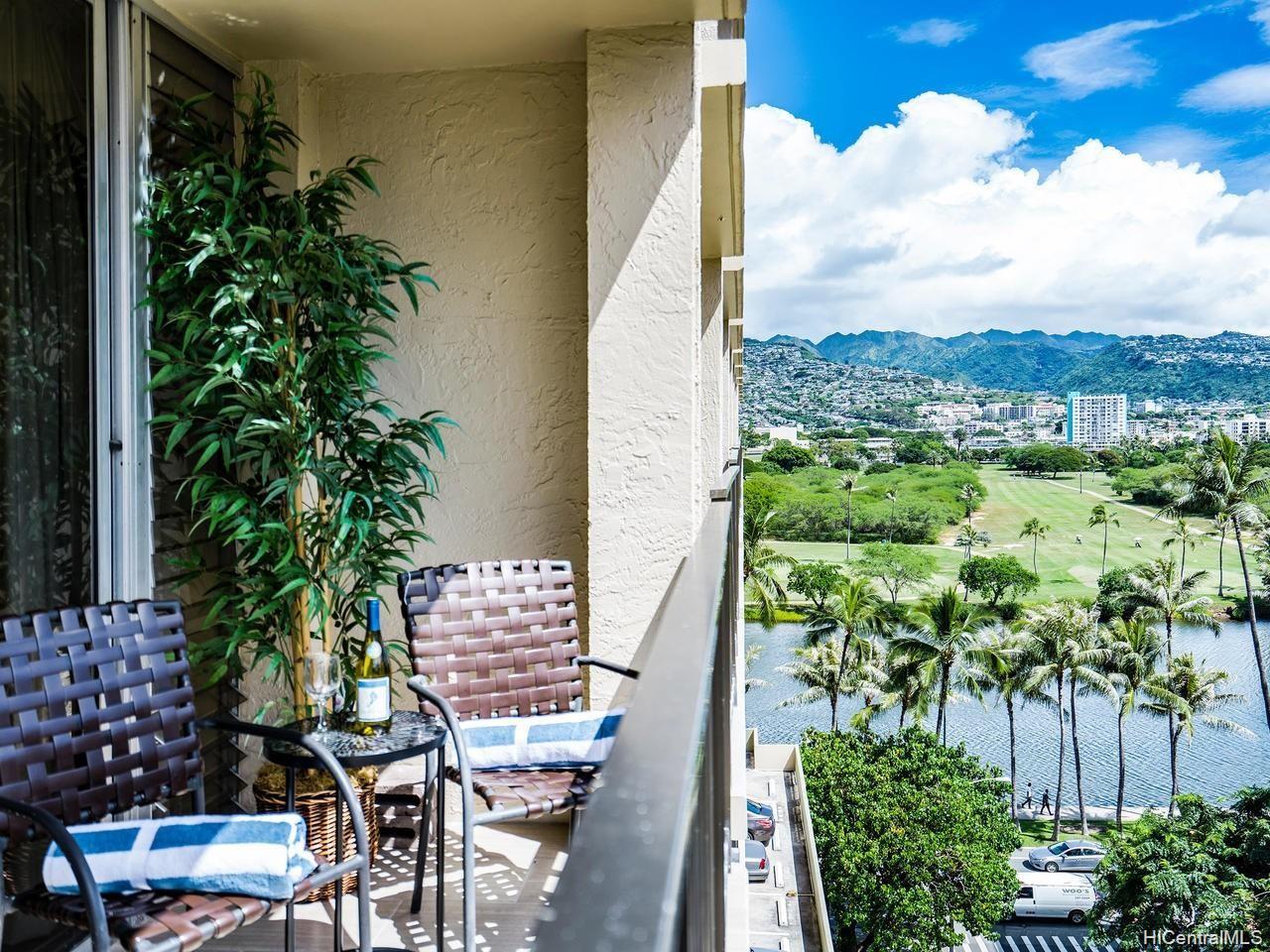 Fairway Villa condo # 1101, Honolulu, Hawaii - photo 5 of 25