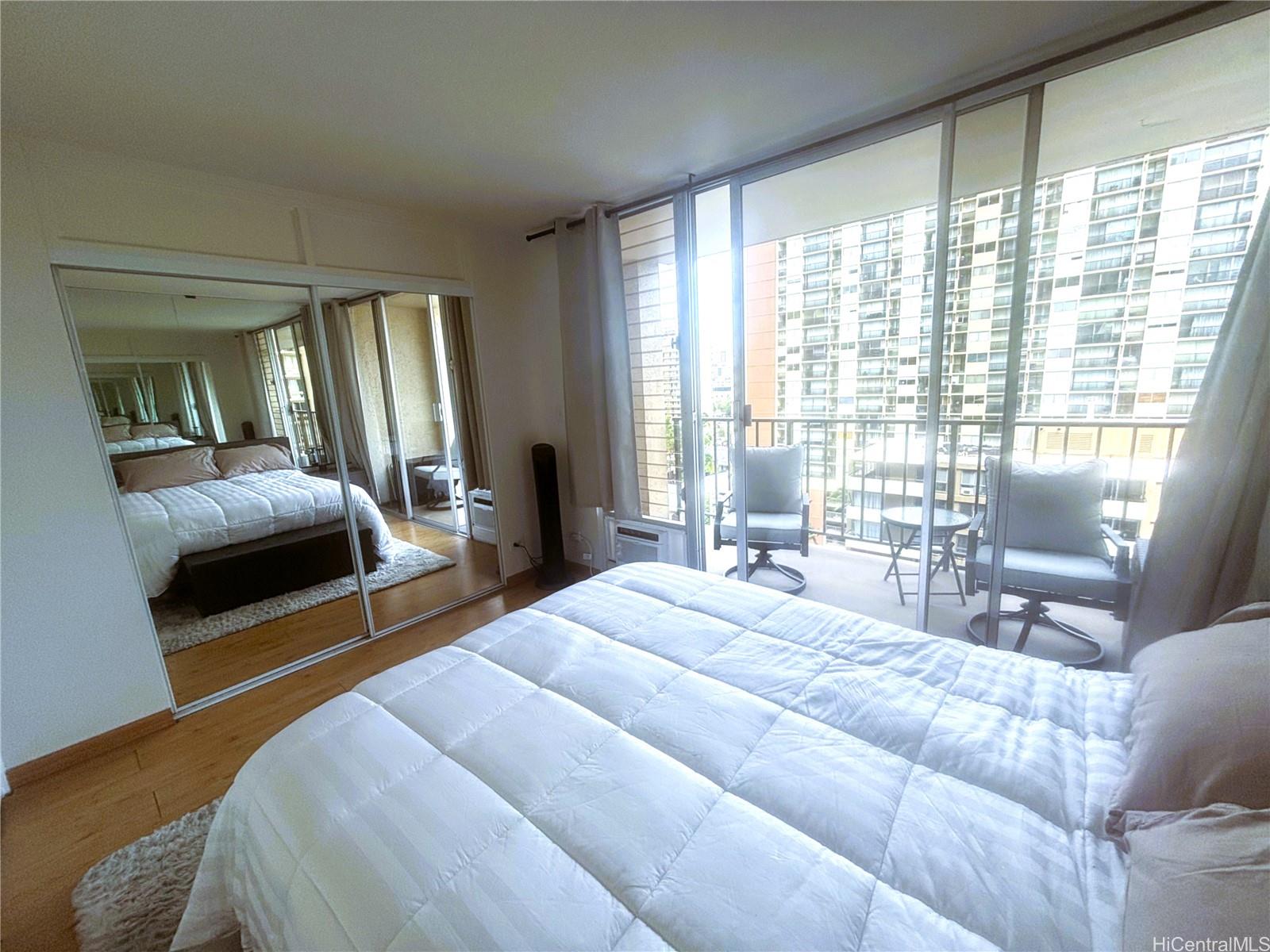 2345 Ala Wai Blvd Honolulu - Rental - photo 12 of 25