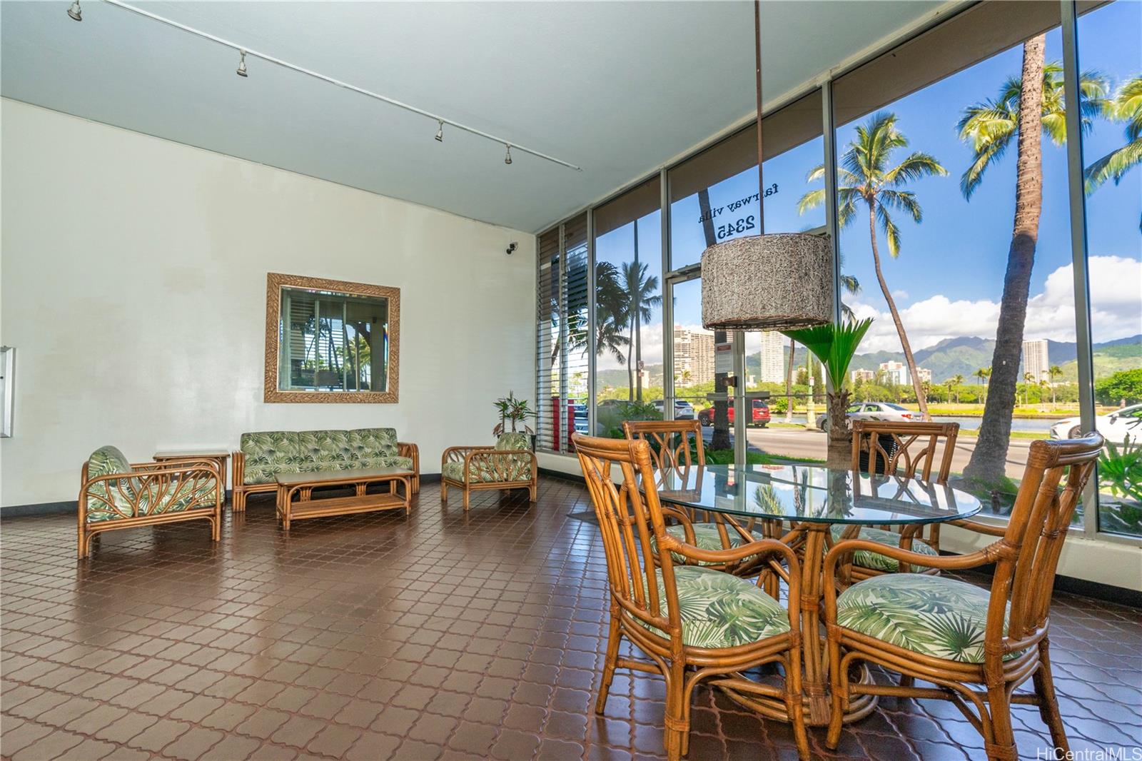 Fairway Villa condo # 1518, Honolulu, Hawaii - photo 18 of 25