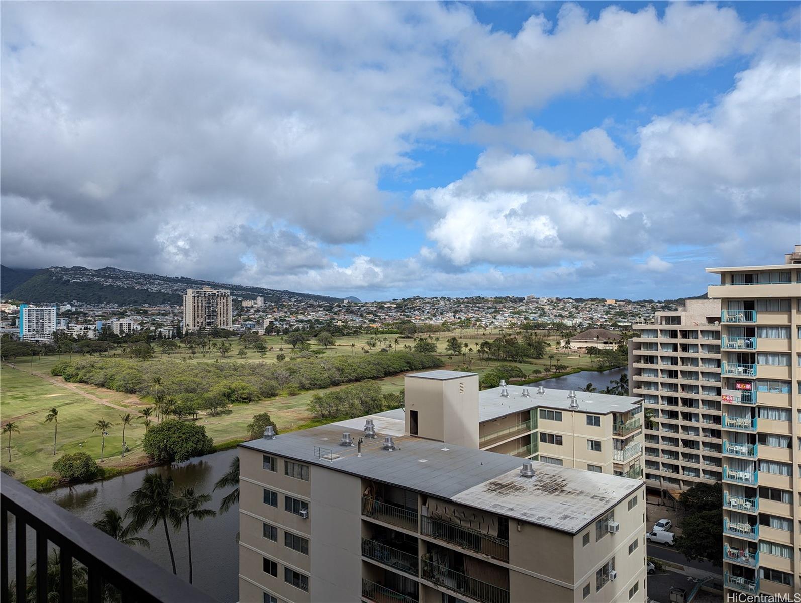 Fairway Villa condo # 1705, Honolulu, Hawaii - photo 8 of 17