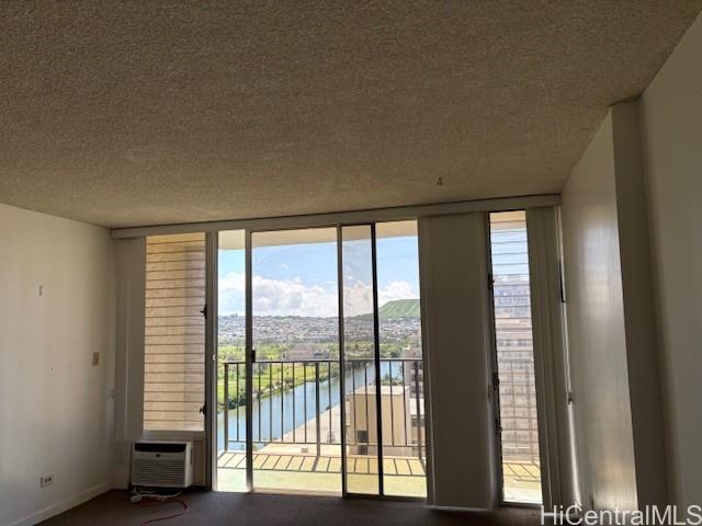 Fairway Villa condo # 1715, Honolulu, Hawaii - photo 2 of 4