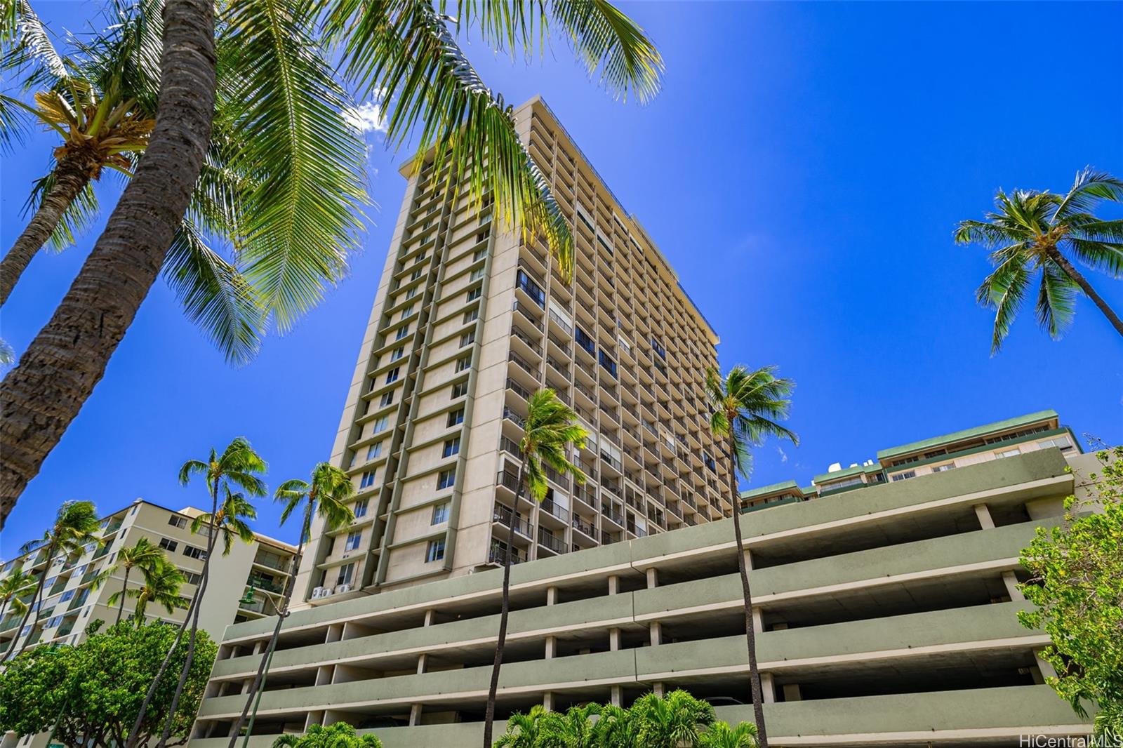 Fairway Villa condo # 1716, Honolulu, Hawaii - photo 12 of 23