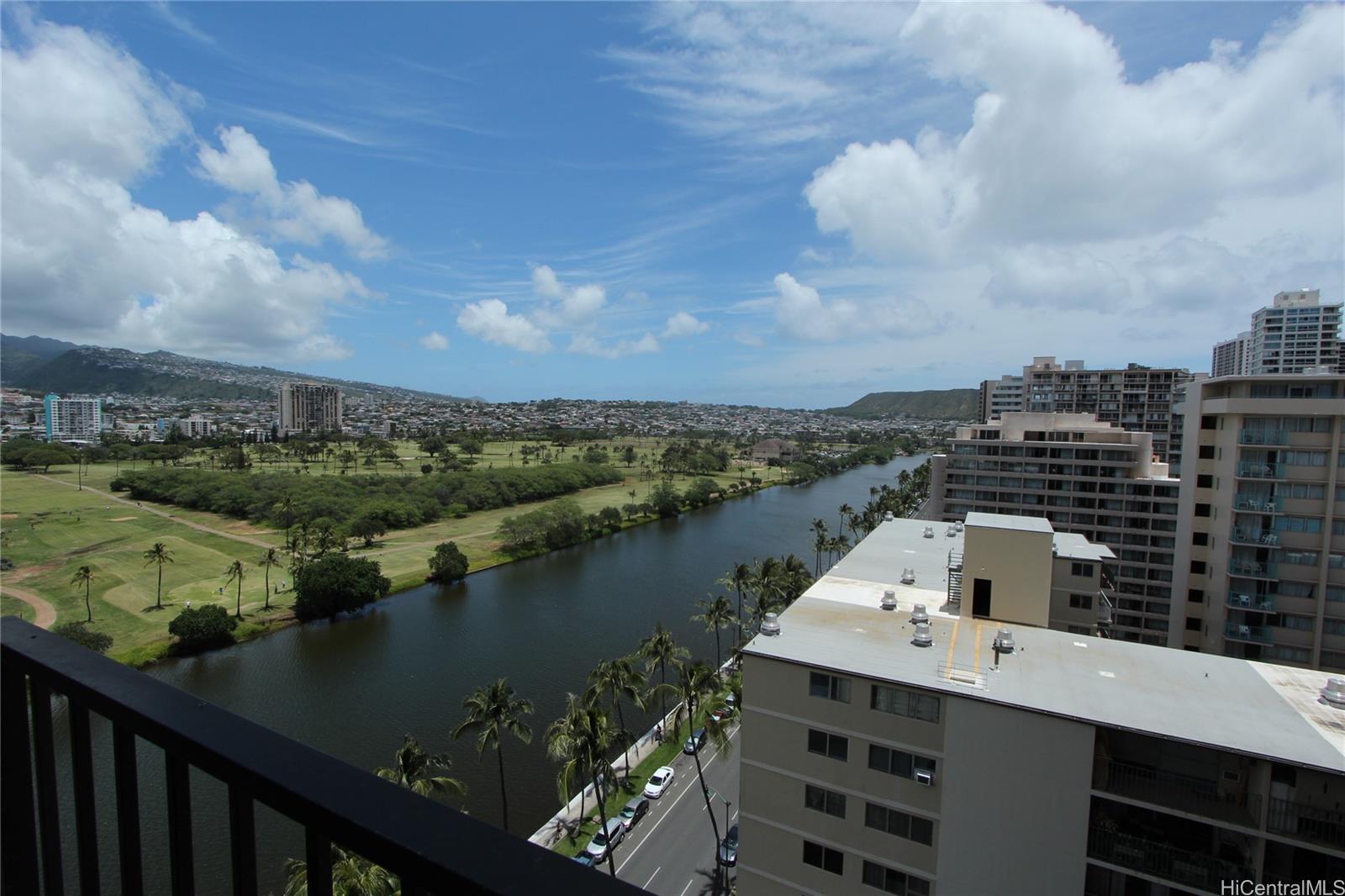 Fairway Villa condo # 1717, Honolulu, Hawaii - photo 1 of 8