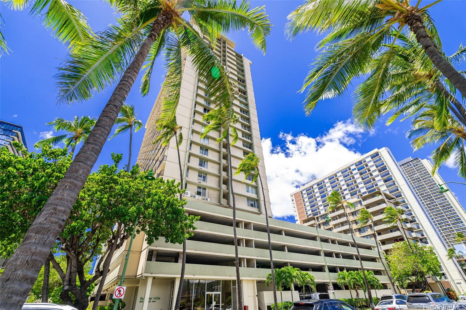 Fairway Villa condo # 1902, Honolulu, Hawaii - photo 19 of 25