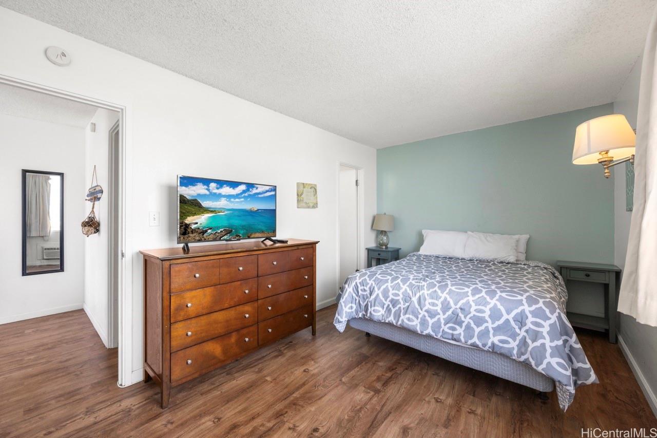 Fairway Villa condo # 1917, Honolulu, Hawaii - photo 15 of 21