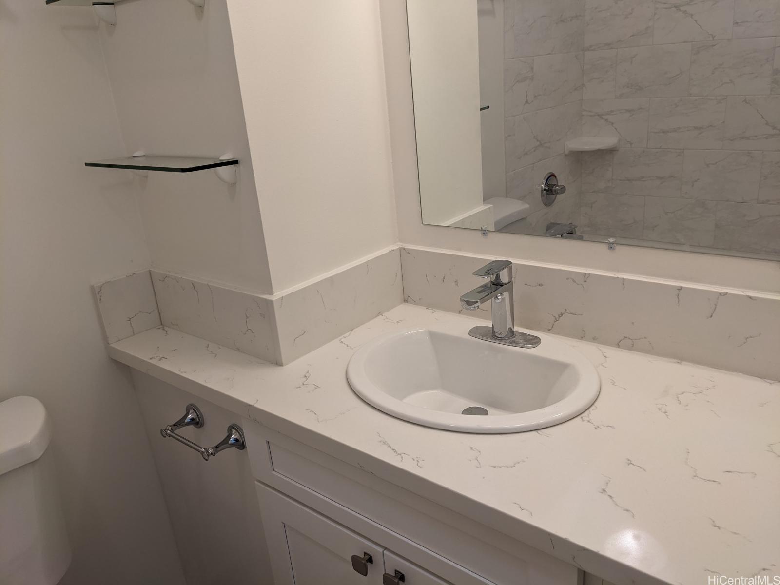 2345 Ala Wai Blvd Honolulu - Rental - photo 6 of 10