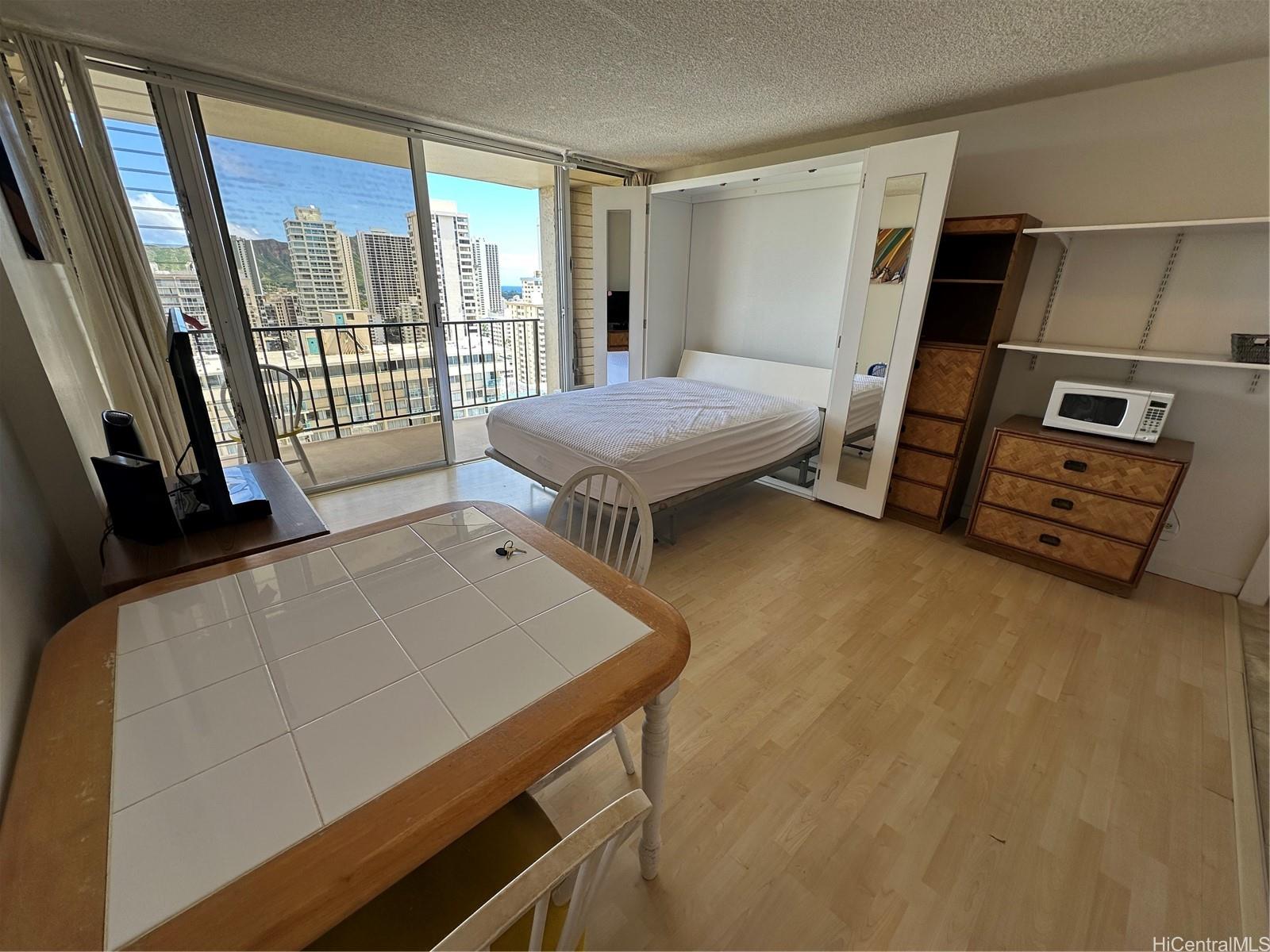 Fairway Villa condo # 2209, Honolulu, Hawaii - photo 2 of 25