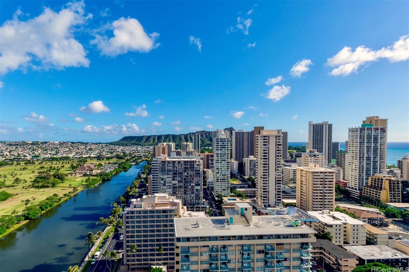 Fairway Villa condo # 2407, Honolulu, Hawaii - photo 9 of 12