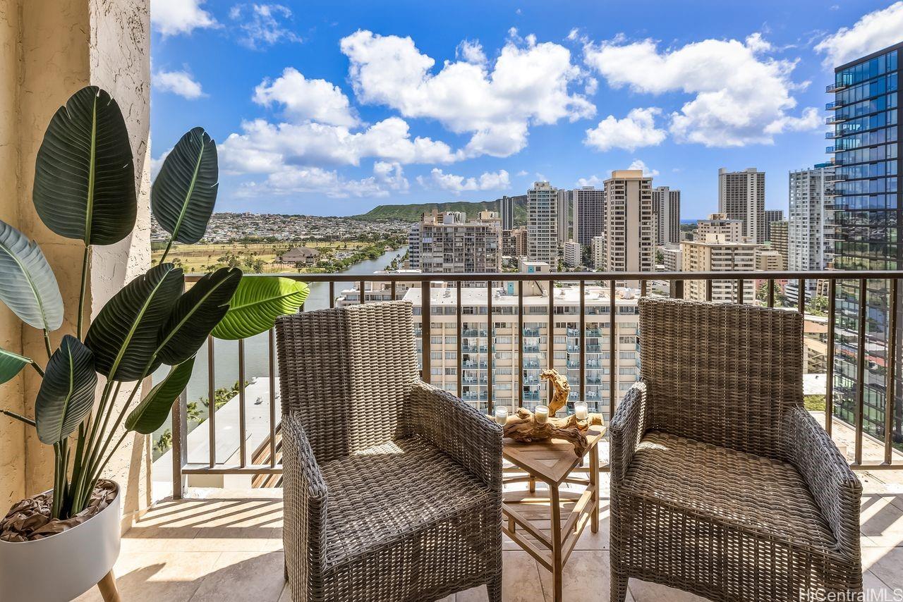 2345 Ala Wai Blvd Honolulu - Rental - photo 2 of 25