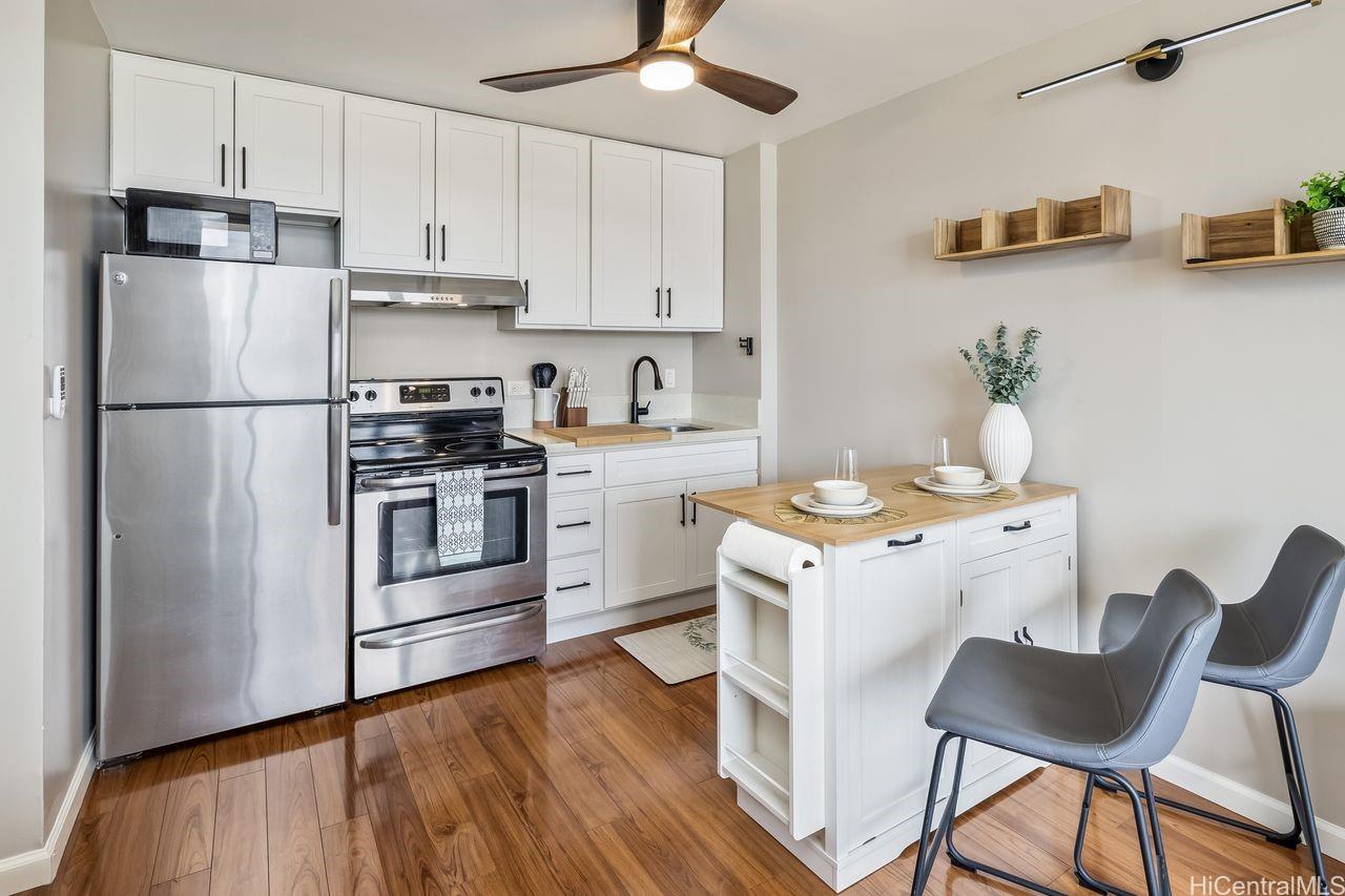 2345 Ala Wai Blvd Honolulu - Rental - photo 8 of 25