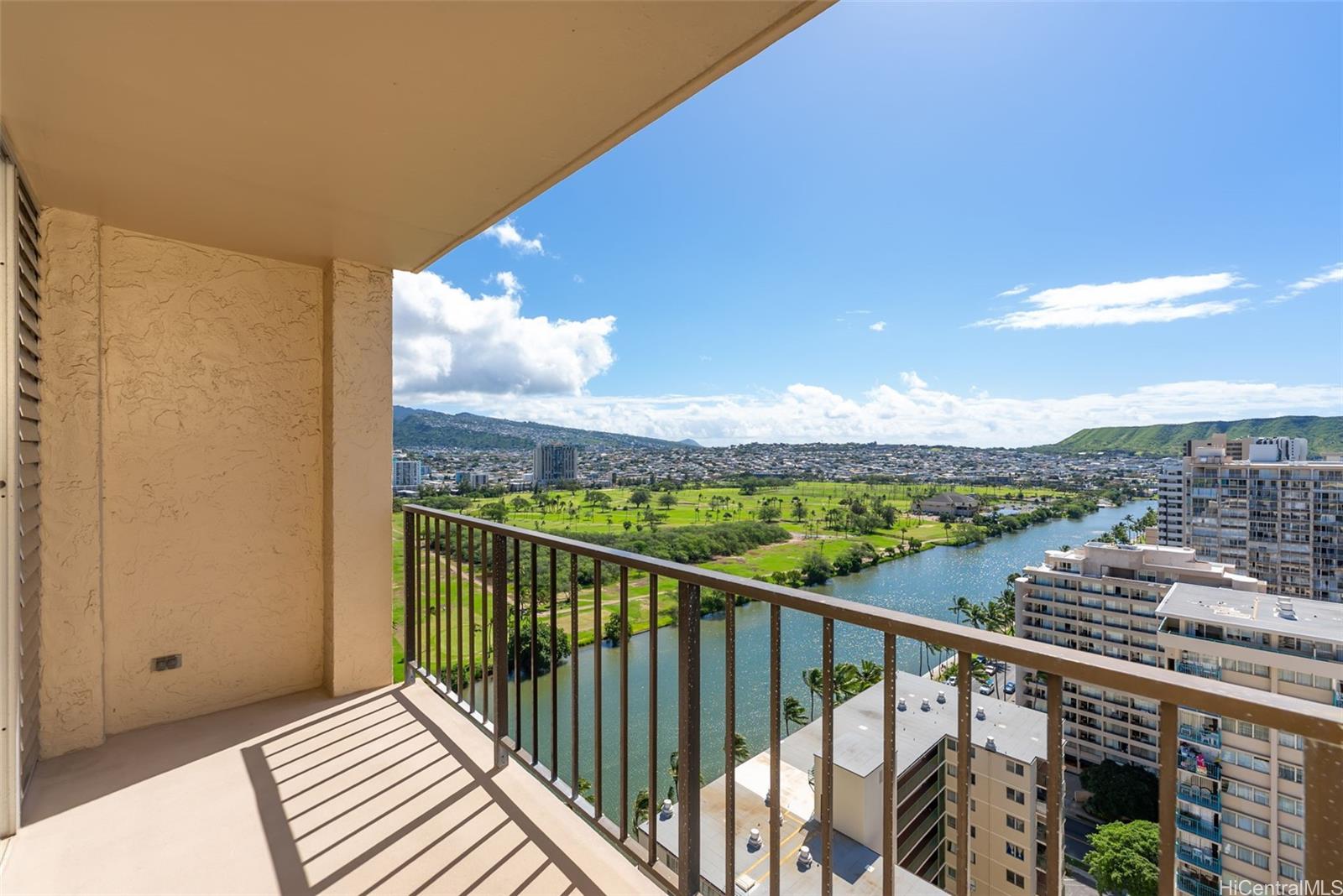 Fairway Villa condo # 2409, Honolulu, Hawaii - photo 16 of 25