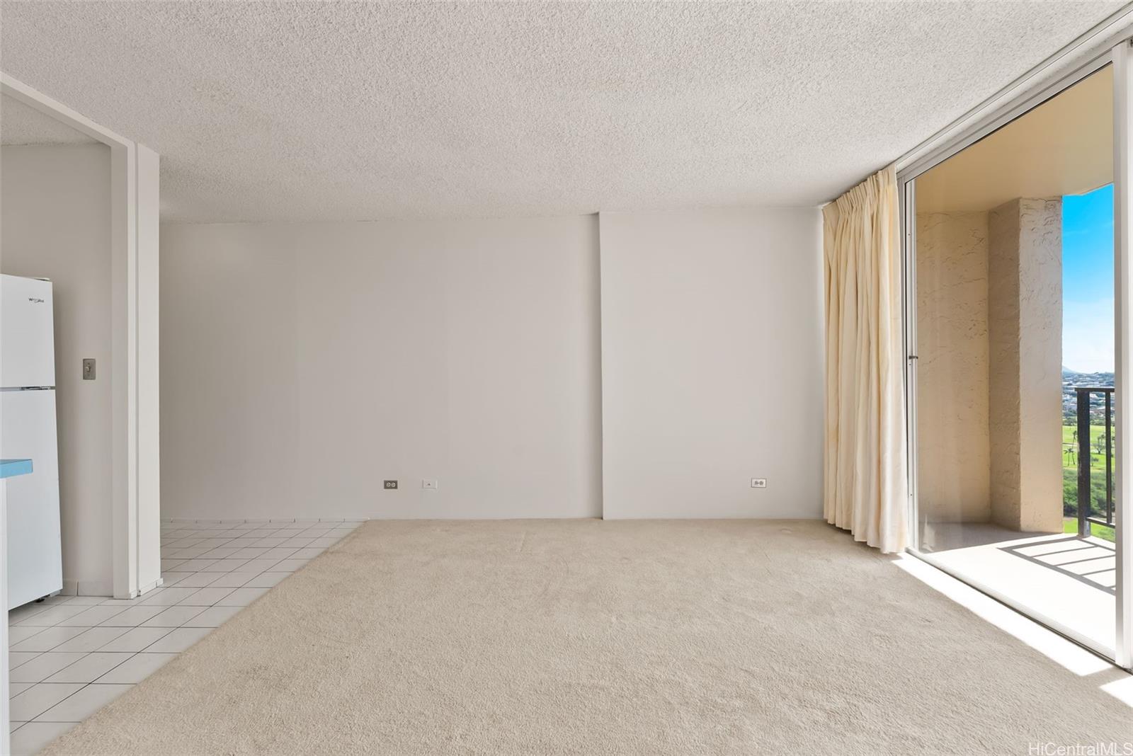 Fairway Villa condo # 2409, Honolulu, Hawaii - photo 7 of 25