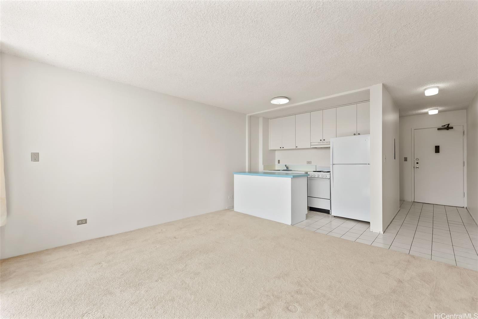 Fairway Villa condo # 2409, Honolulu, Hawaii - photo 9 of 25