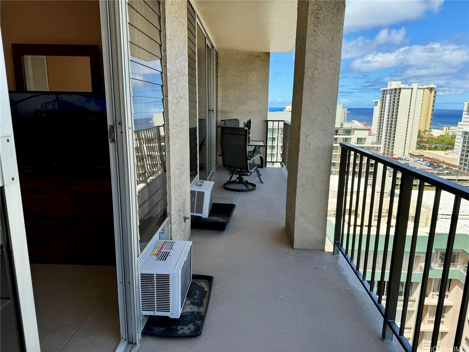 2345 Ala Wai Blvd Honolulu - Rental - photo 12 of 20