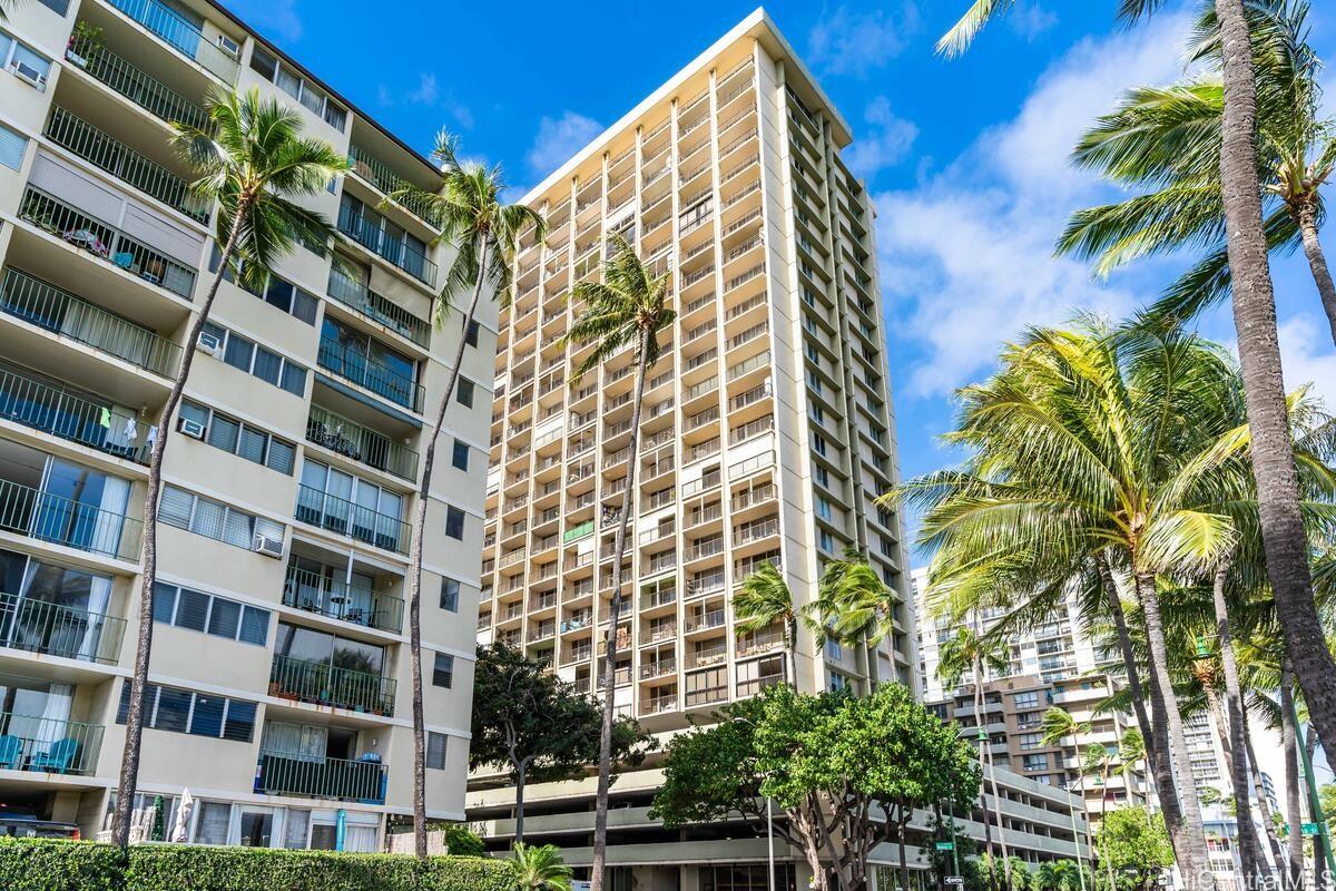 Fairway Villa condo # 2605, Honolulu, Hawaii - photo 1 of 25