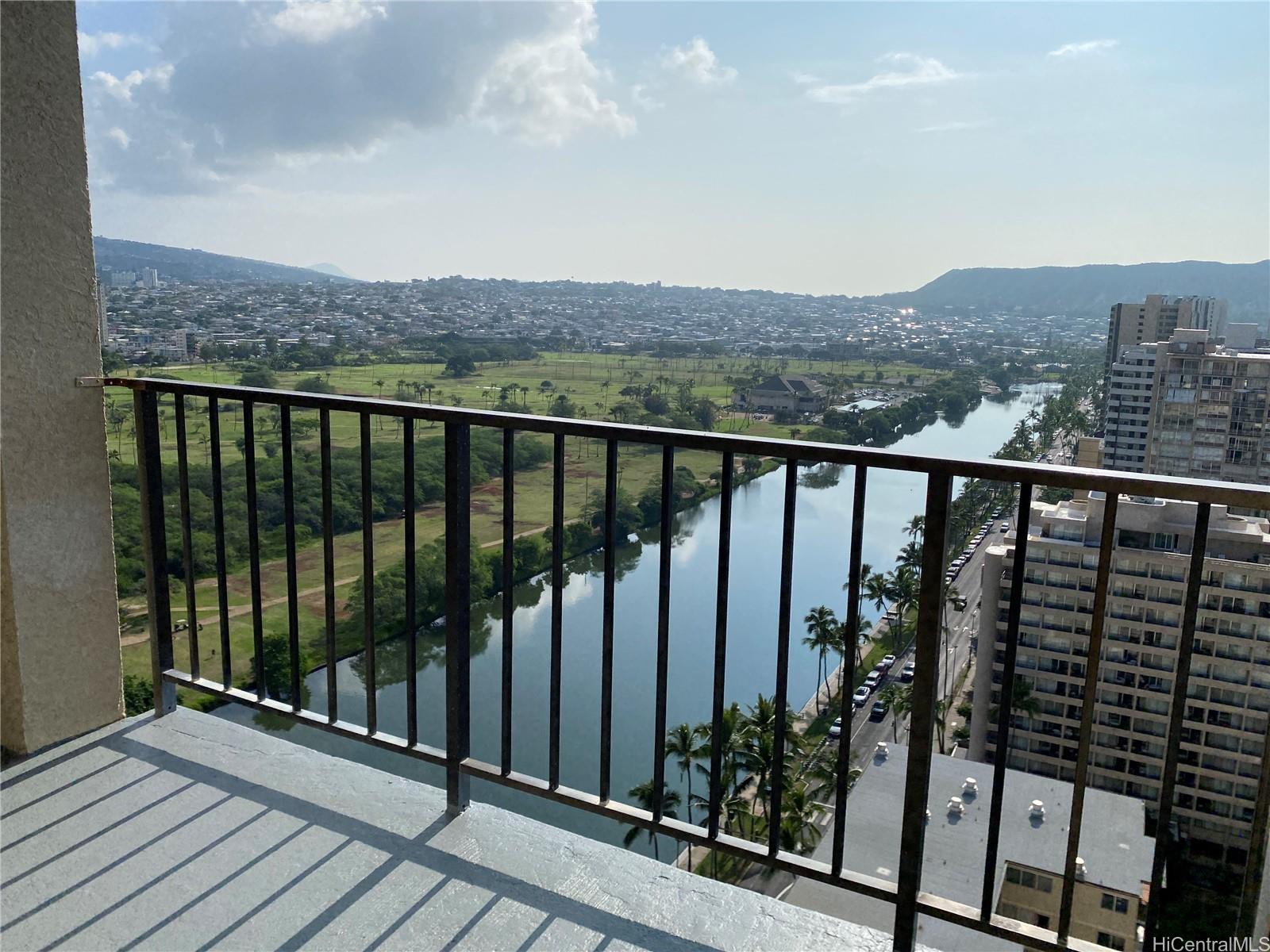 2345 Ala Wai Blvd Honolulu - Rental - photo 3 of 13