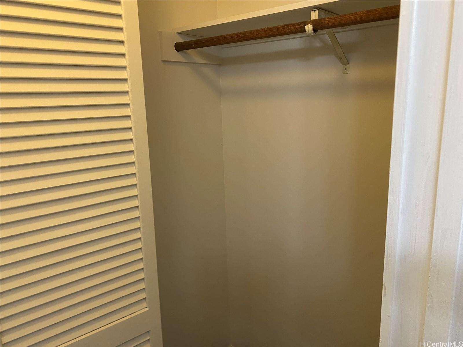 2345 Ala Wai Blvd Honolulu - Rental - photo 9 of 13