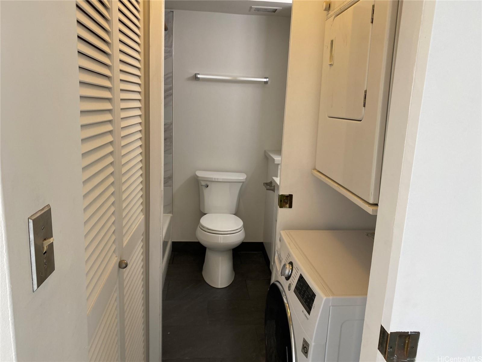 2345 Ala Wai Blvd Honolulu - Rental - photo 10 of 13