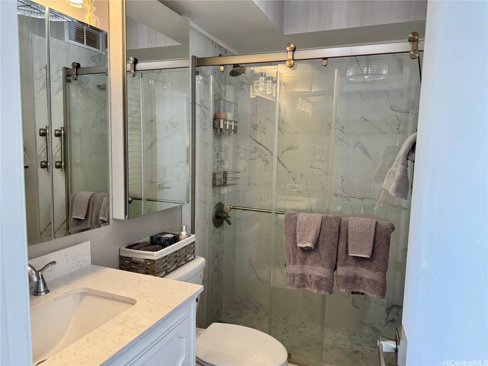 2345 Ala Wai Blvd Honolulu - Rental - photo 2 of 25