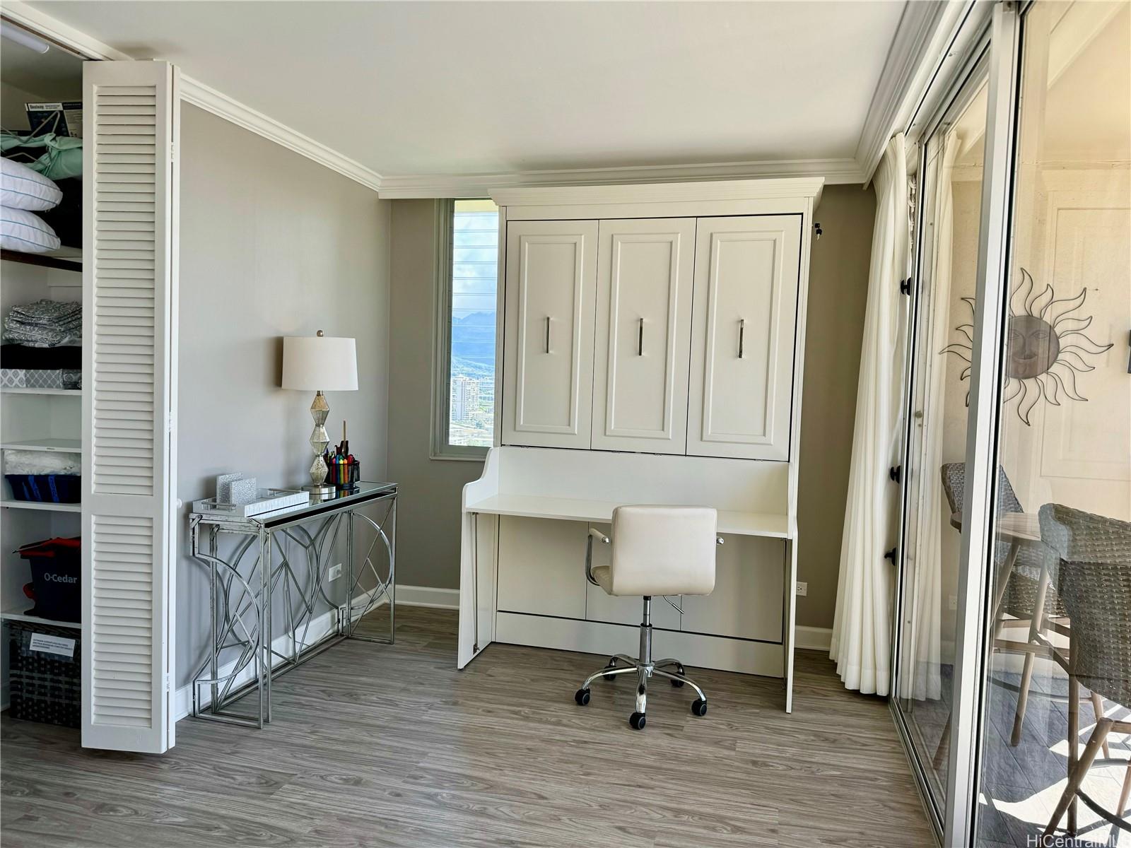 2345 Ala Wai Blvd Honolulu - Rental - photo 13 of 25