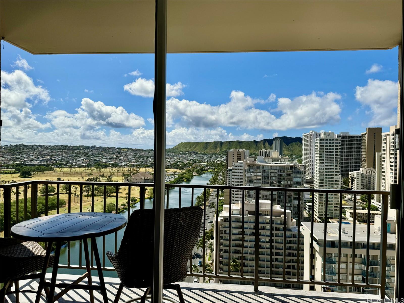 2345 Ala Wai Blvd Honolulu - Rental - photo 16 of 25