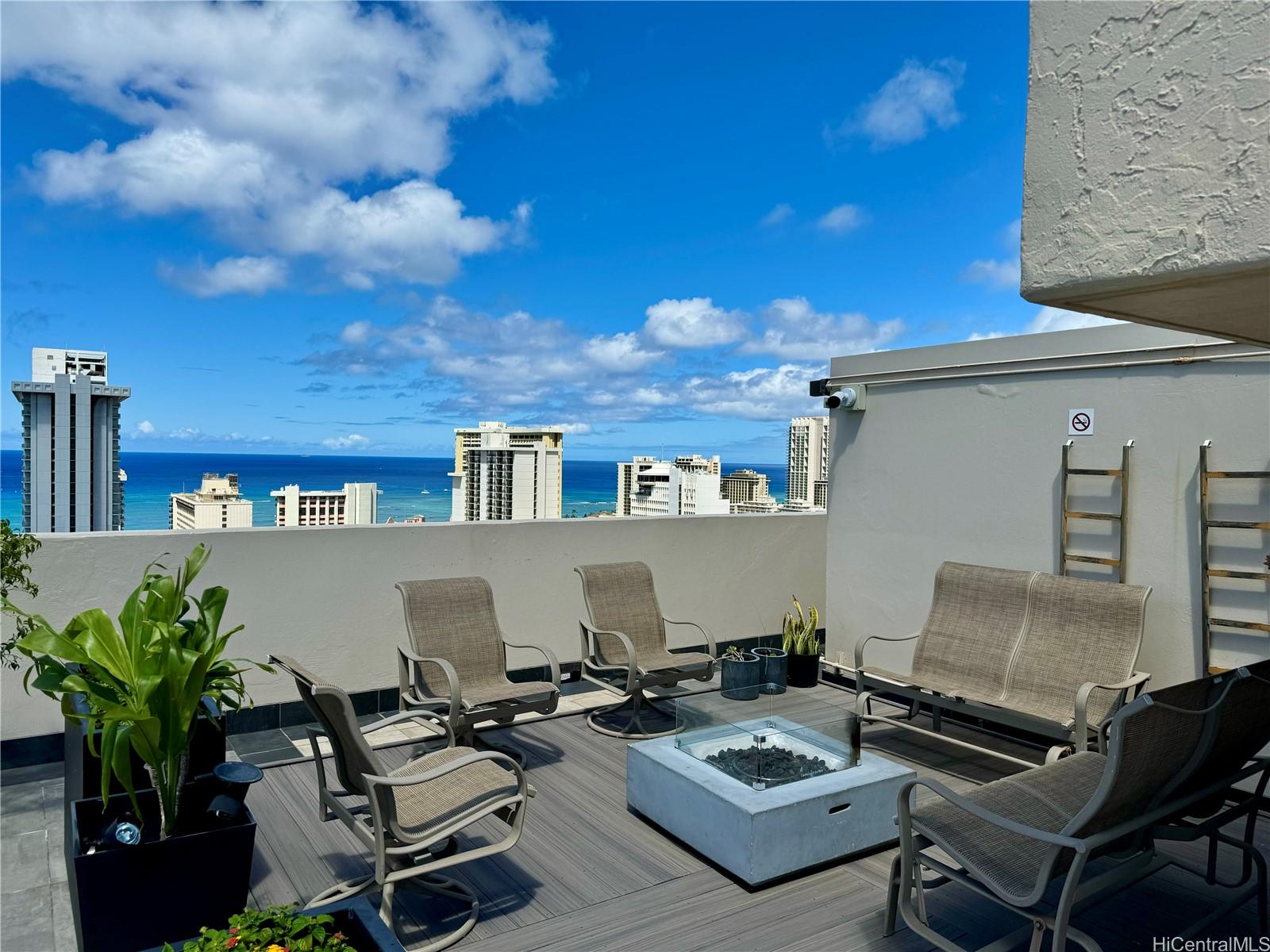 2345 Ala Wai Blvd Honolulu - Rental - photo 24 of 25