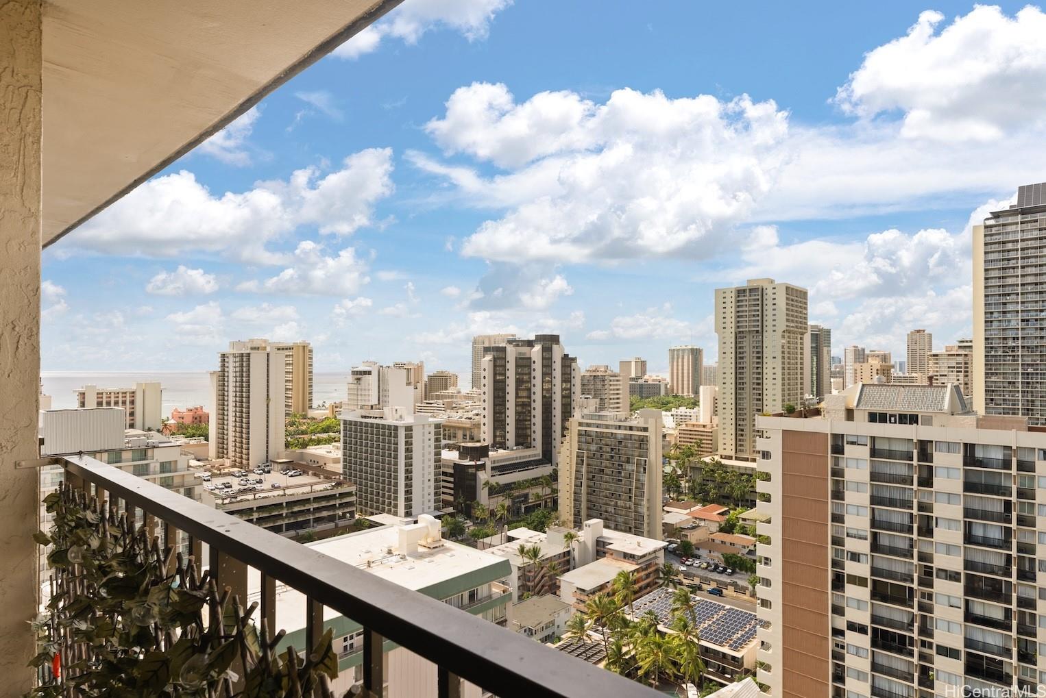 Fairway Villa condo # 2710, Honolulu, Hawaii - photo 11 of 24
