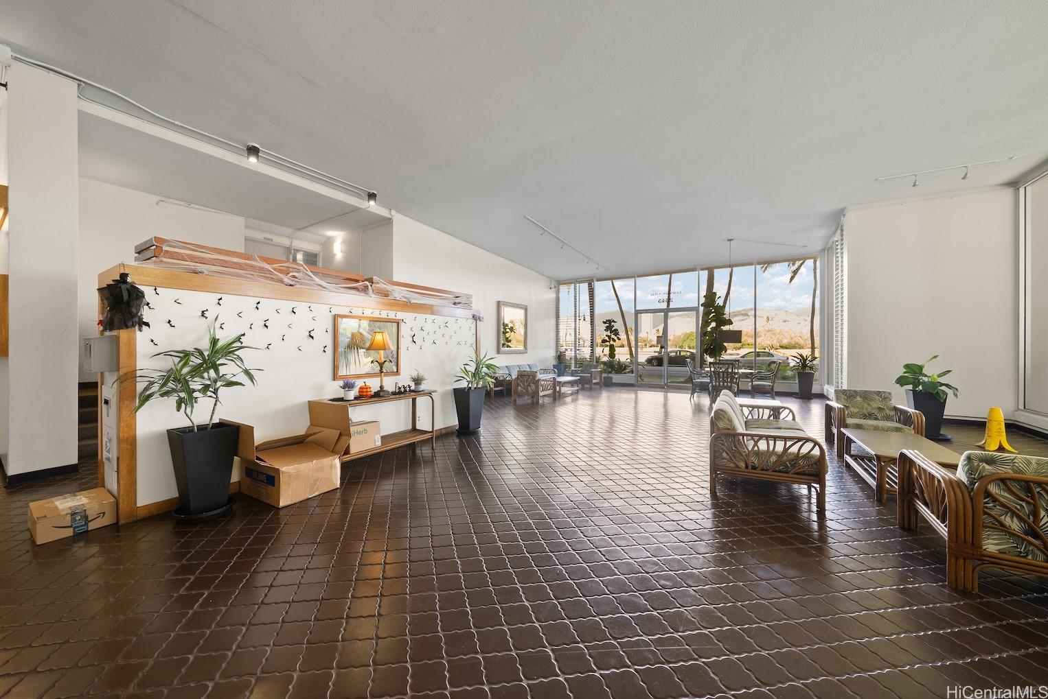 Fairway Villa condo # 2710, Honolulu, Hawaii - photo 19 of 24