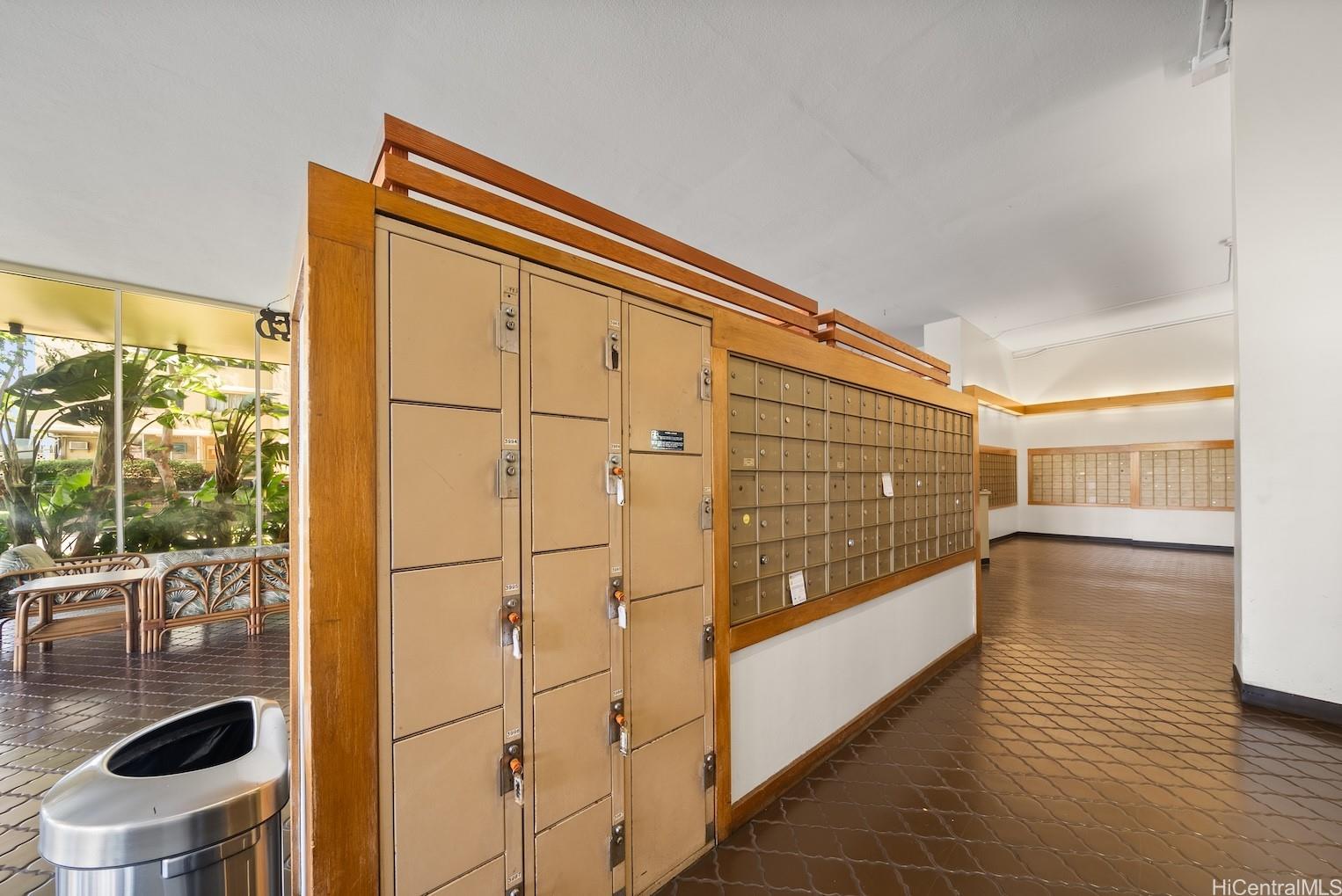 Fairway Villa condo # 2710, Honolulu, Hawaii - photo 21 of 24